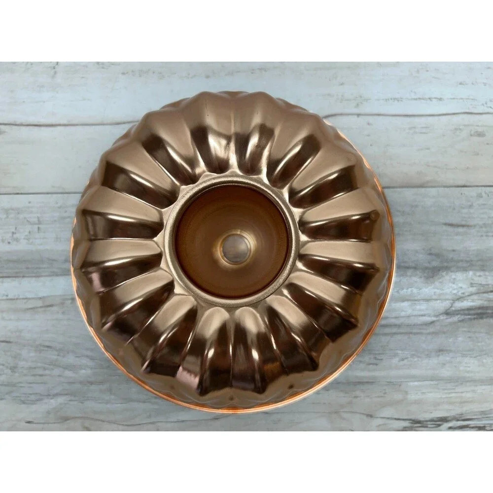 Vtg Nonstick 6 Cups Copper Finish Fluted Bund Mold Cake Baking Pan